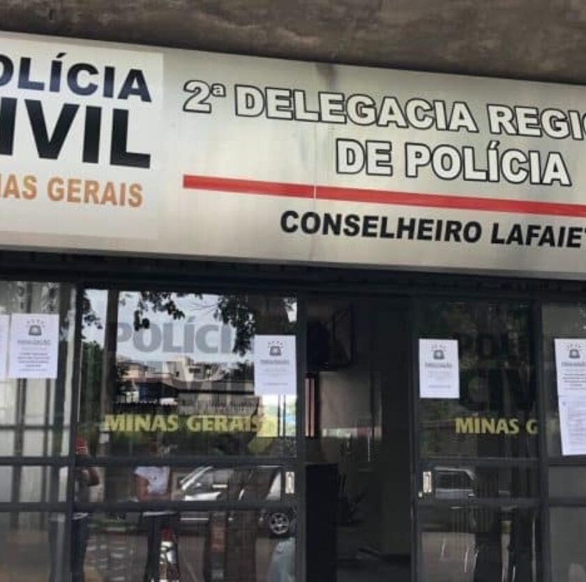 Homem é levado à delegacia após denúncia de importunação sexual em Lafaiete