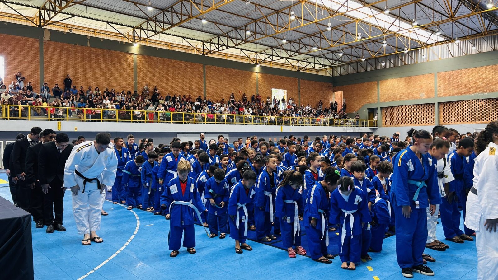 3ª Copa Judô reúne 600 alunos no ginásio da UFOP, em Ouro Preto