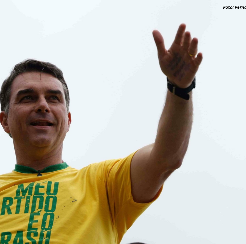 Grupo organiza carreata em apoio a Flávio Bolsonaro neste sábado em Ouro Preto
