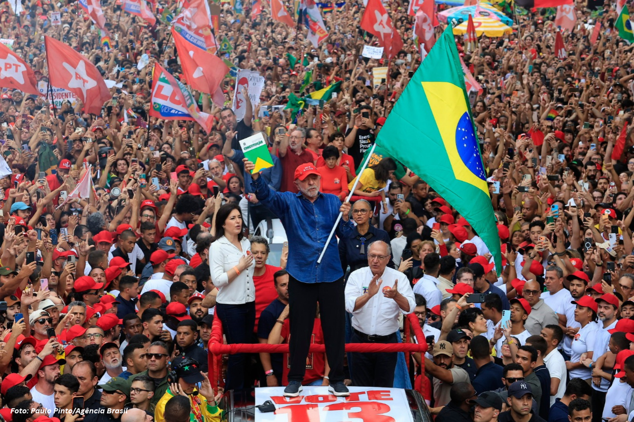 Lula derrota Flávio Bolsonaro em Mariana, Ouro Preto e Itabirito