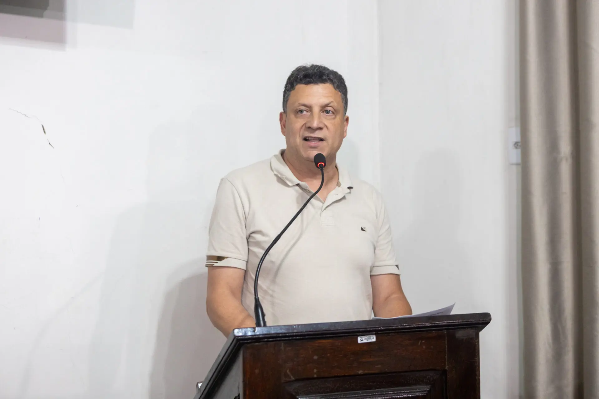 Renato Zoroastro questiona oferta de medicamentos para pacientes com TEA em Ouro Preto
